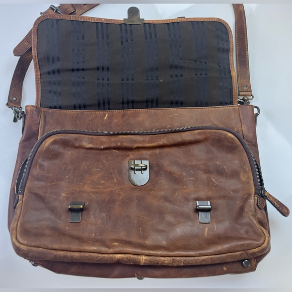 Frye Brown Leather Logan Buckle Top Handle Messenger Bag N270-1 - Picture 7 of 15